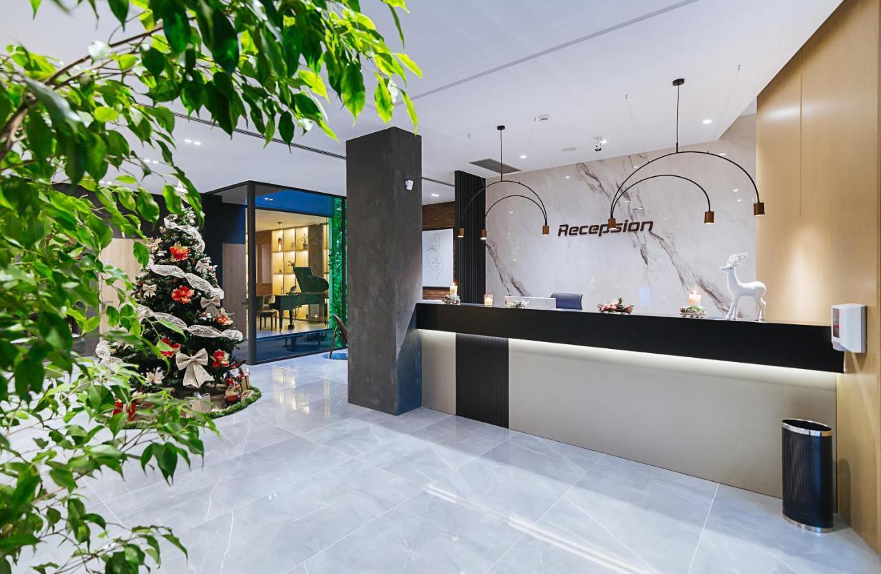 Hotel Park Plazza Korce Exterior foto