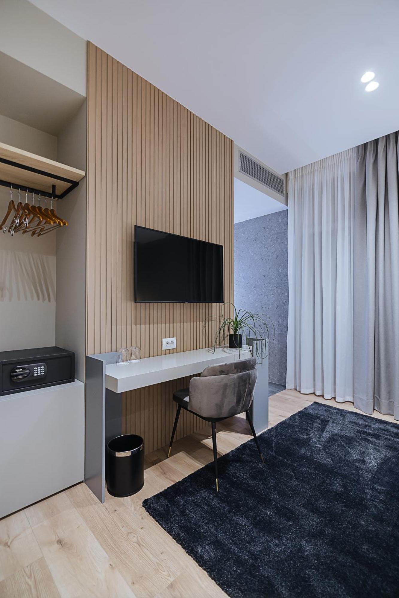 Hotel Park Plazza Korce Zimmer foto